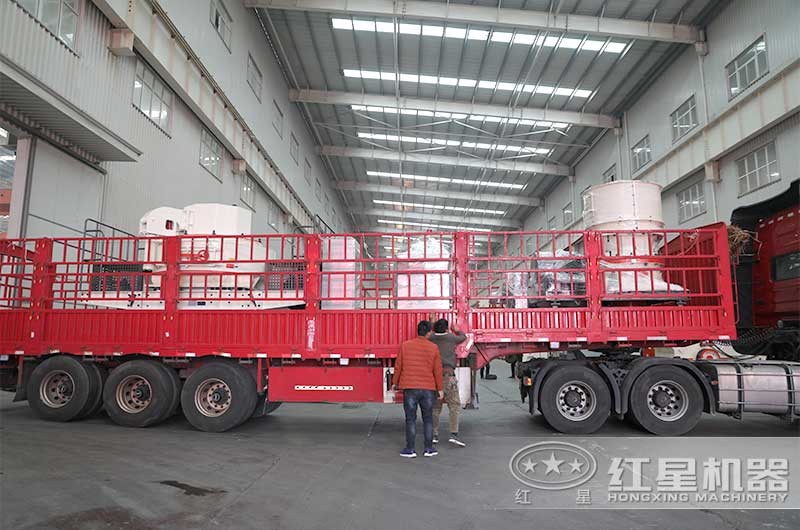 圓錐破和制砂機(jī)發(fā)貨 圓錐破和制砂機(jī)發(fā)貨